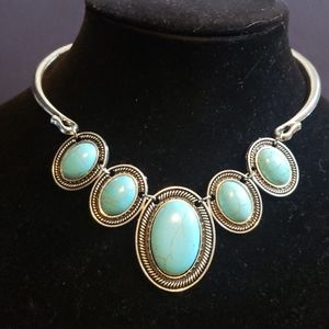 Paparazzi Jewelry: 1year Vintage